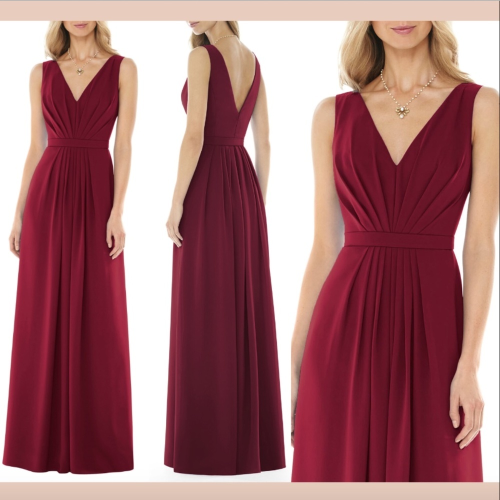 NEW‎ $190 Social Bridesmaids V-Neck Georgette Gown Burgundy Red [ SZ 4 ]